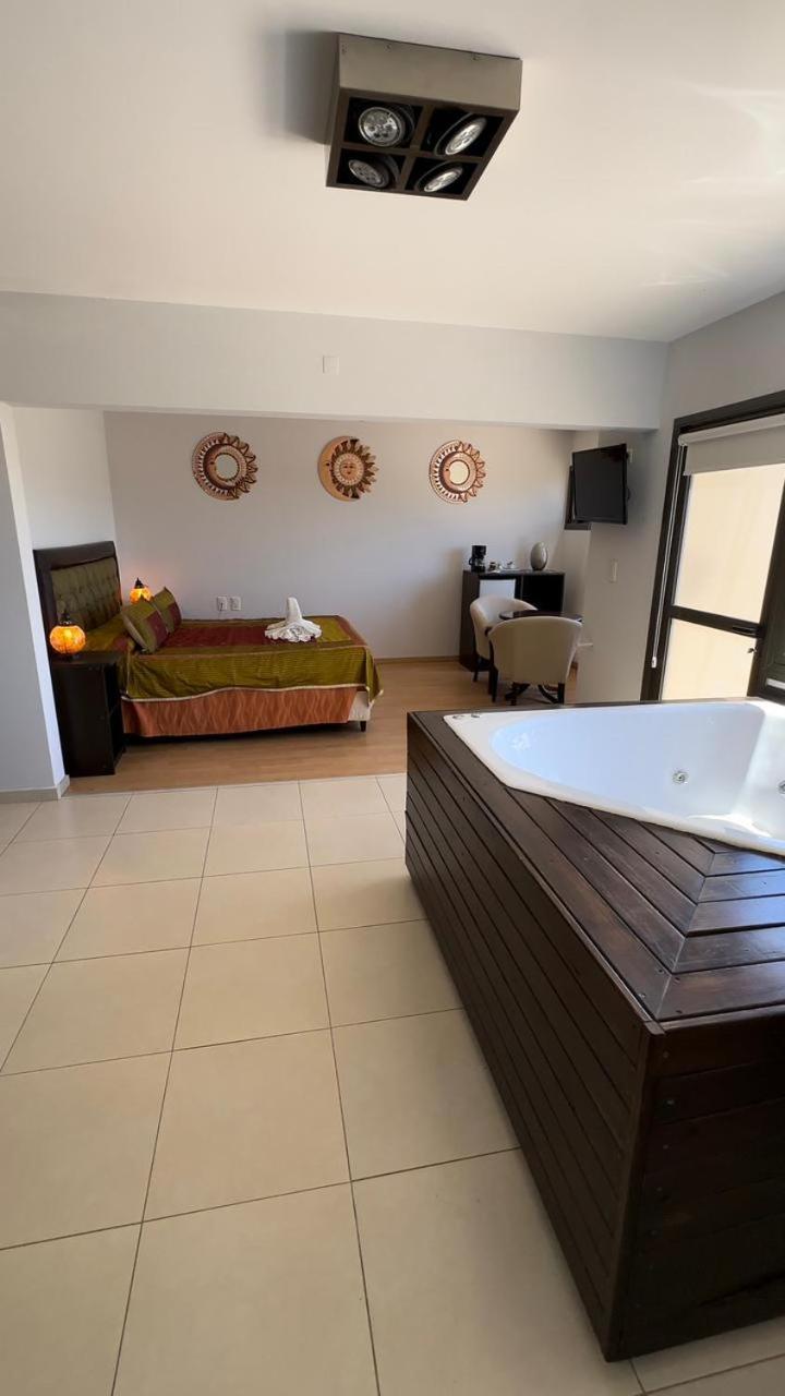 Complejo Riro Namaste Hotel ซานอันโตนิโอ เด อาร์เรดอนโด ภายนอก รูปภาพ