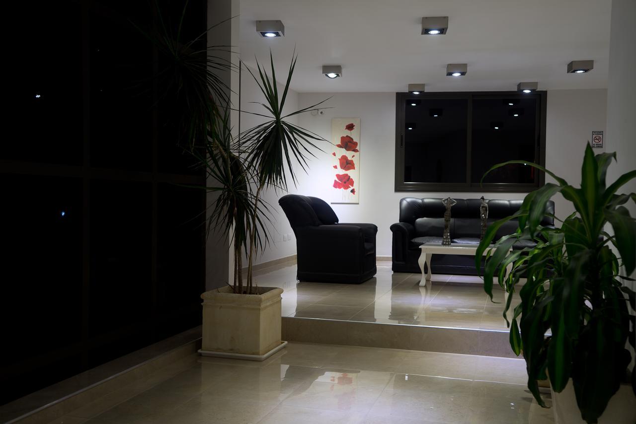 Complejo Riro Namaste Hotel ซานอันโตนิโอ เด อาร์เรดอนโด ภายนอก รูปภาพ